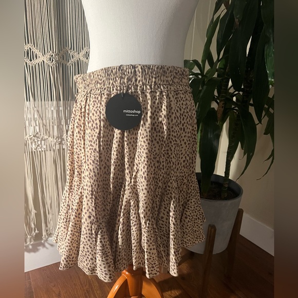 Mini Elastic Waist Pleated Skirt - Picture 3 of 4